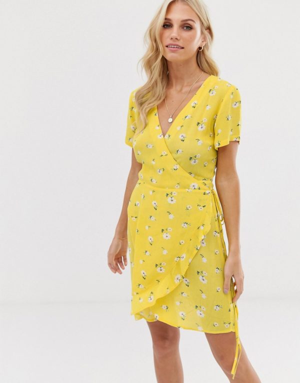 Stradivarius wrapped short dress in yellow